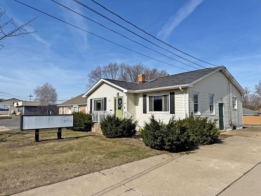 1438 W. 38th Street