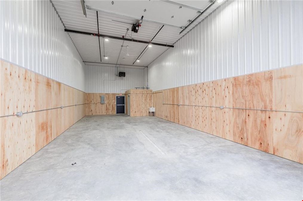 5900 Plastermill Rd