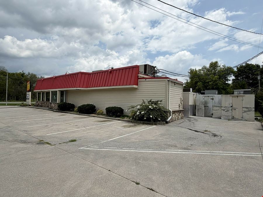 523 Louisville Road