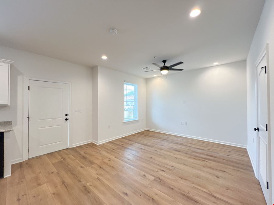 New Construction 8-Unit Multifamily Property Near ULL