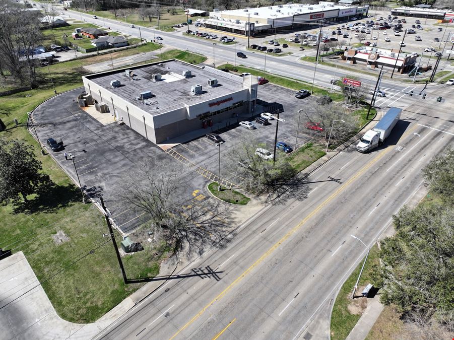 Moss Street Lafayette LA-3747