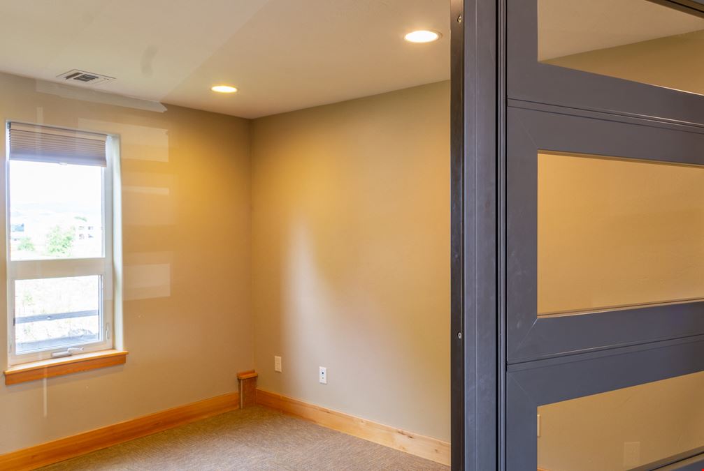 3390 Colton Unit A