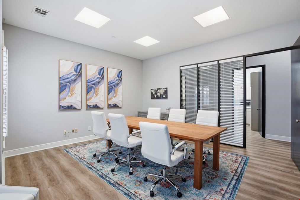 211 E Southlake Blvd