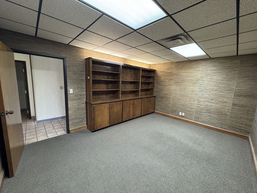 2326 Lakeview