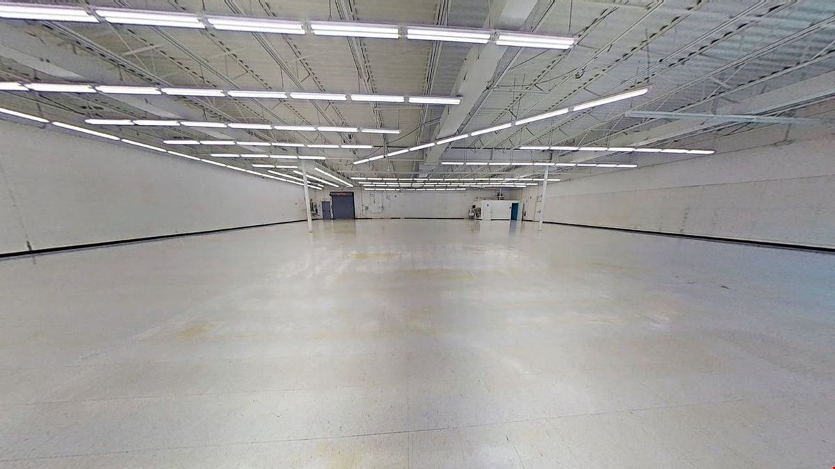 Stand Alone Retail on Signalized Corner Lansing MI