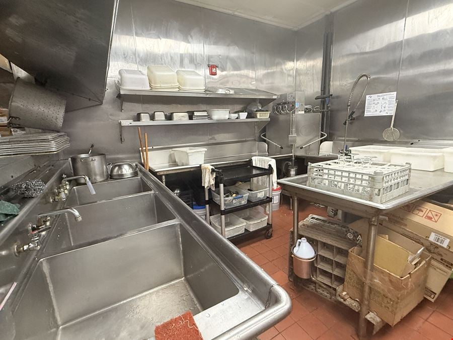 938 Maple Rd - Established Restaurant – Business, Goodwill & Equipment for Sale