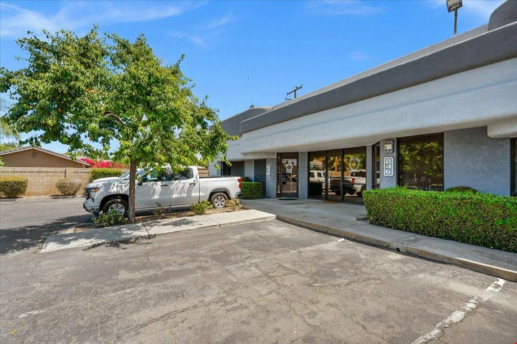 ±1,175 SF of Newly Remodeled Professional Office Space in Visalia, CA
