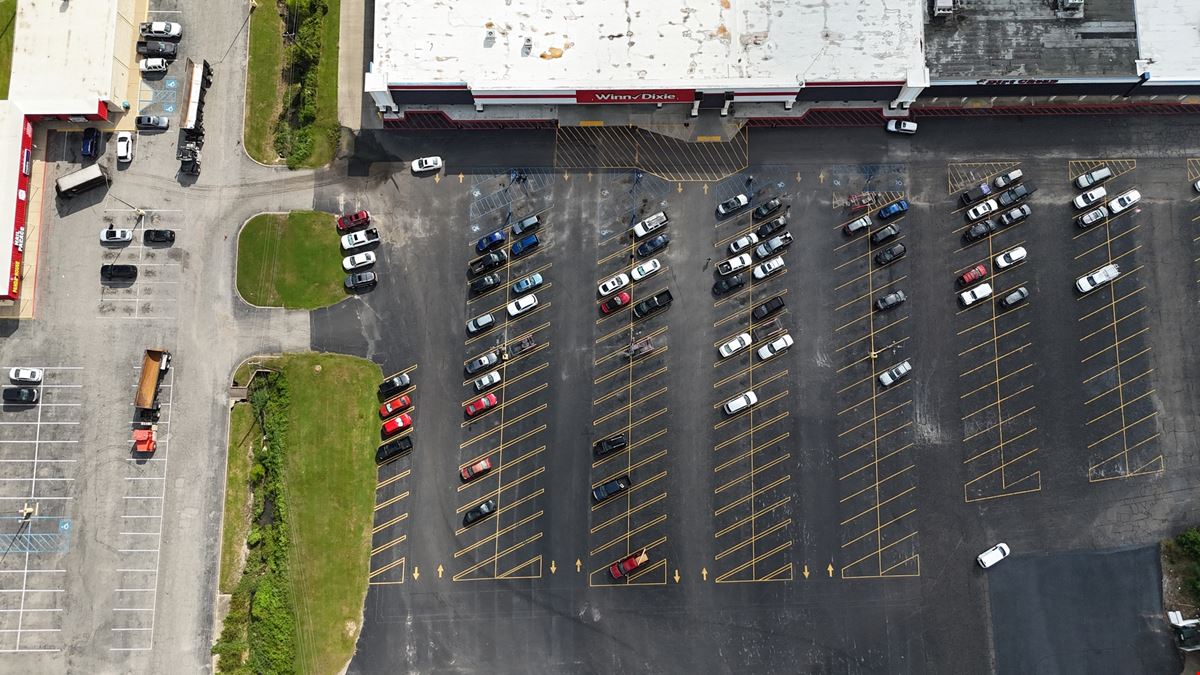 Two Retail Spaces in Winn Dixie Anchored Shopping Center