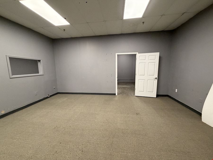 3061 Bay Plaza Drive