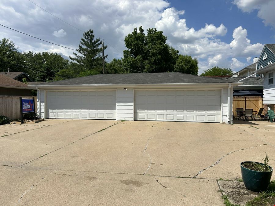300 W. 22nd Street