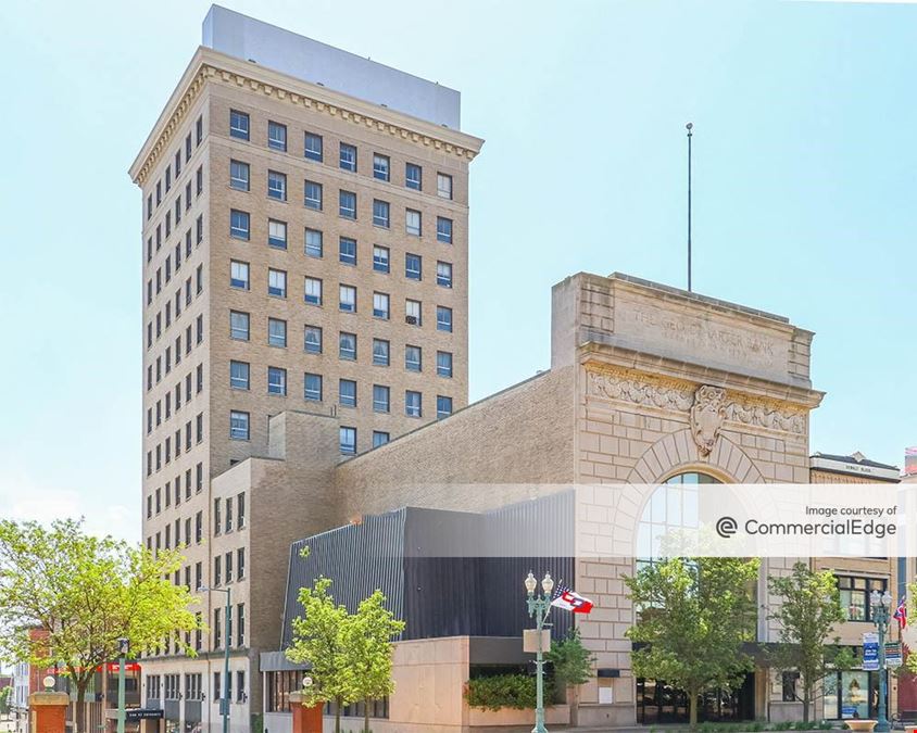 126 Central Plaza North