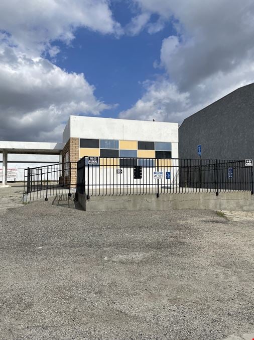 Beaumont Prime Retail Signalized Corner