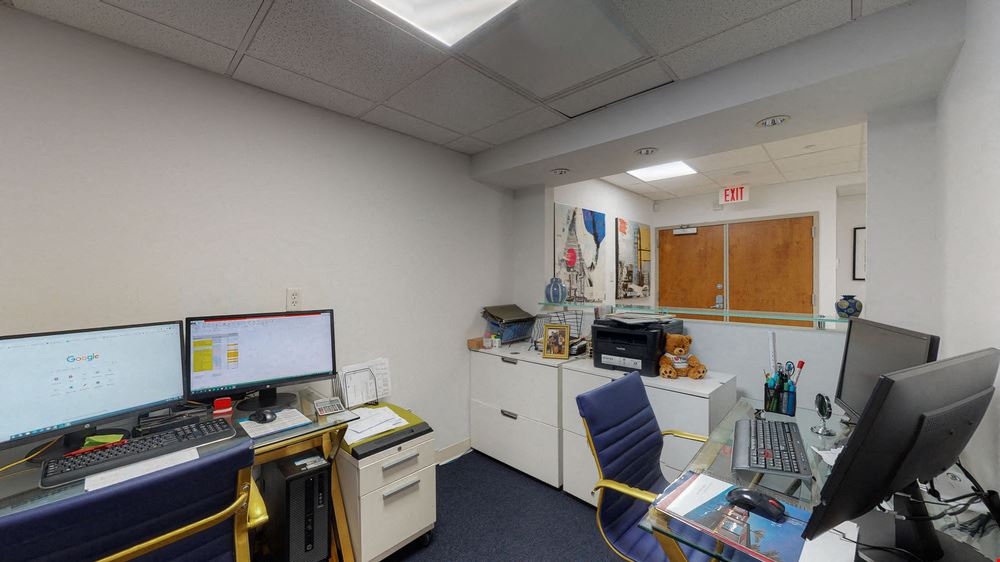 Office property in Miami, FL