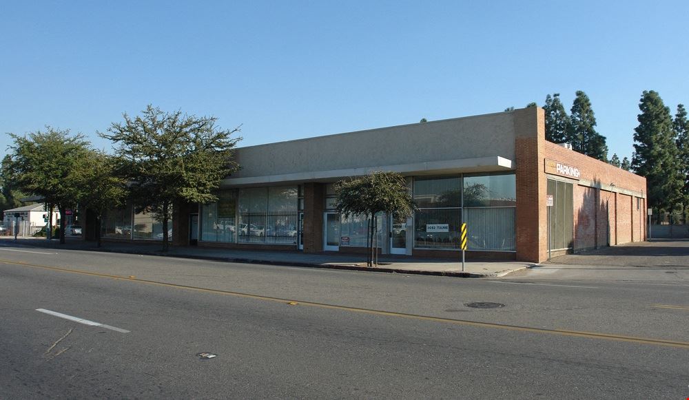 Retail/Office Storefront Building - TI's Available