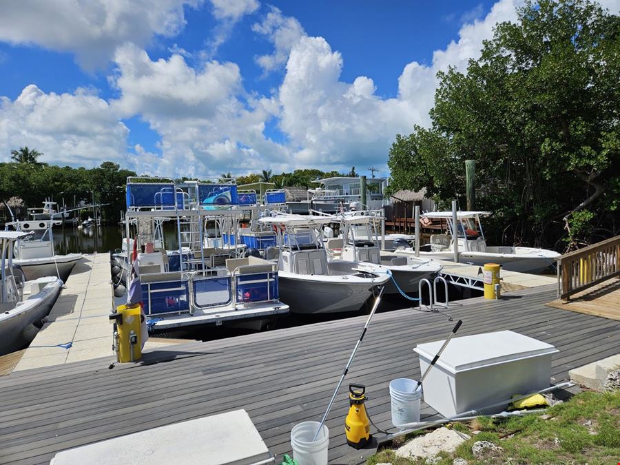 Treasure Harbor Marina