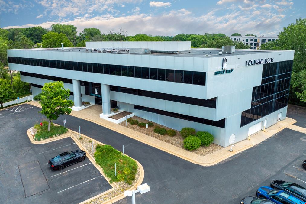 Office Golf | Bloomington, MN