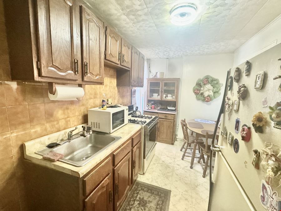 Six Family Building For Sale In The Hearth Of Astoria 30-18 49 Street