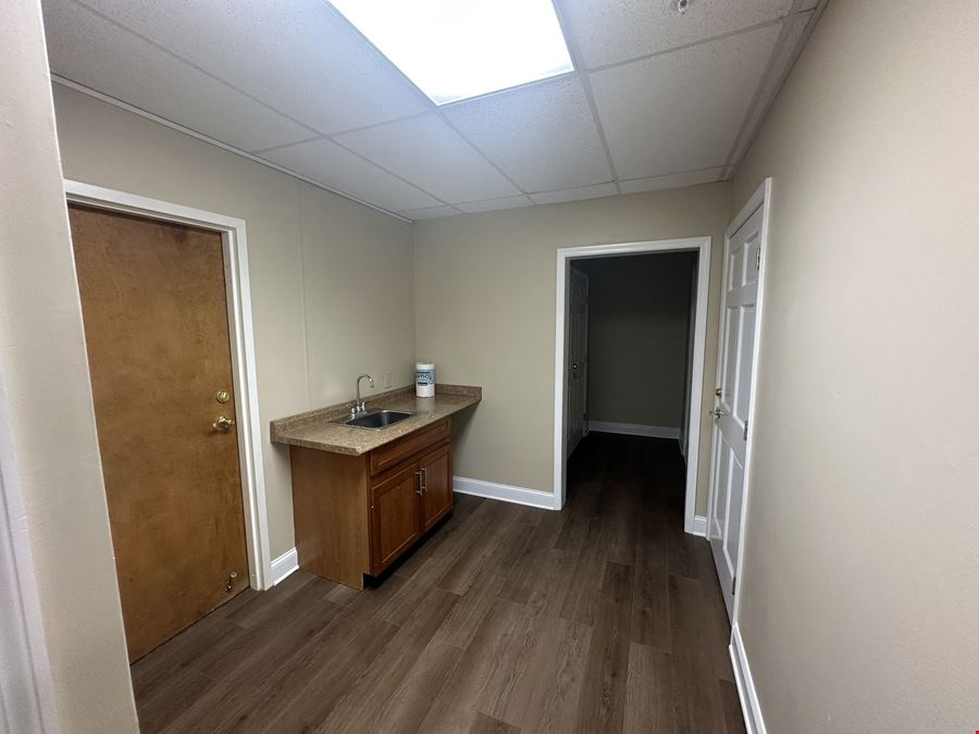 Rare High Ceiling Flex Space-Warehouse Heavy