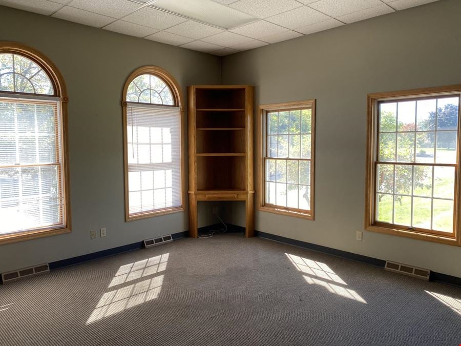 2705 Happy Joe Drive, Bettendorf, IA
