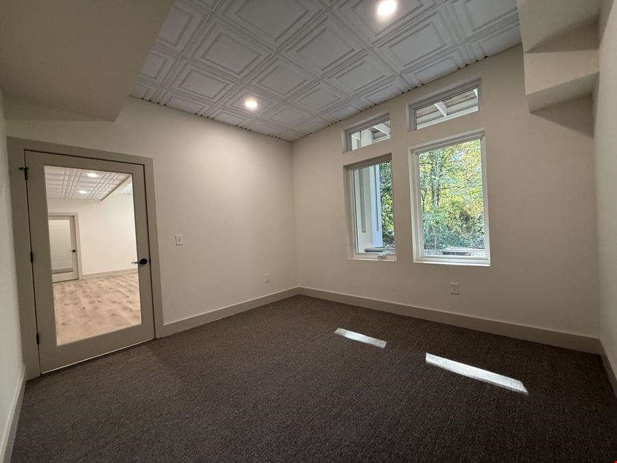 1792 Woodstock Rd, Bld 200