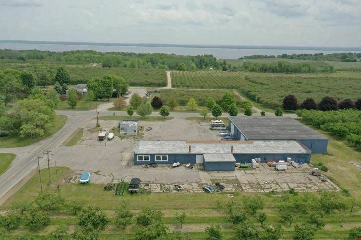 16961 Center Road