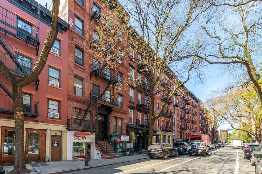 600 SF | 430 East 9th Street | Iconic East Village Restaurant Incubator on 9th Street for Sublease