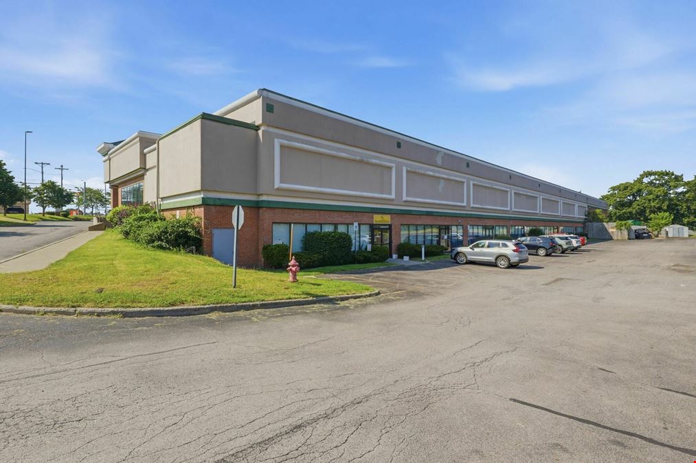 PLANET FITNESS PLAZA