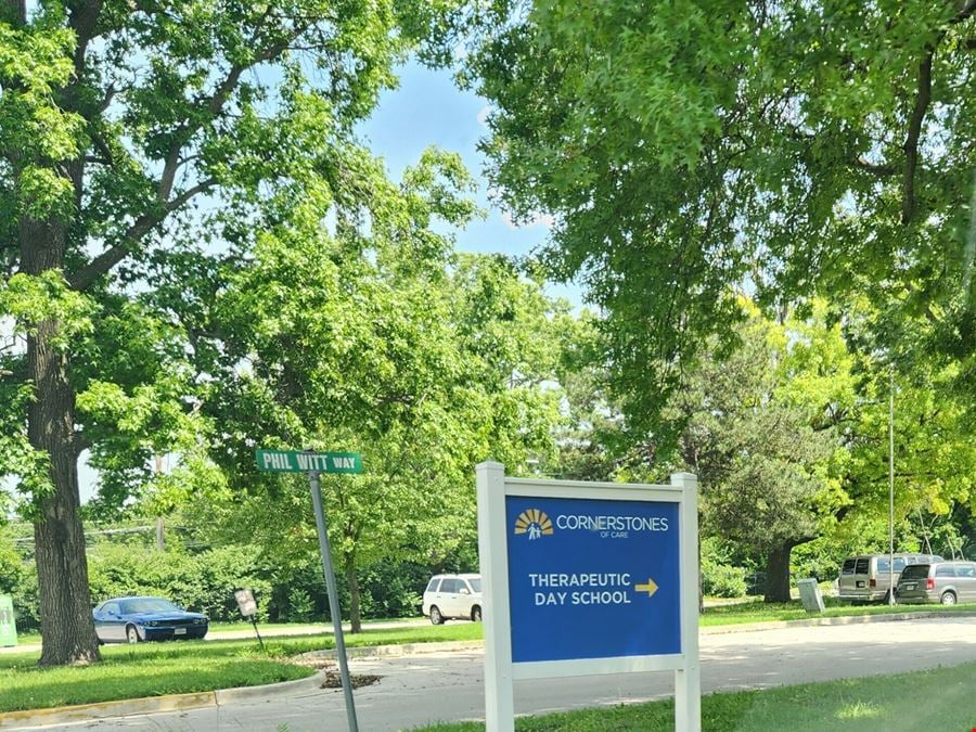 Gillis Center School