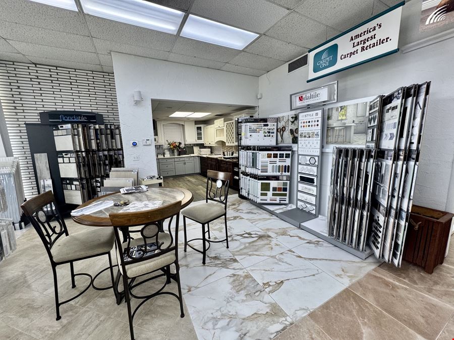 Showroom & Warehouse in Ormond Beach - 9,693 SF