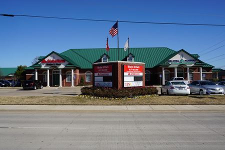 Preview of Office space for Rent at 2000 Precinct Line Rd