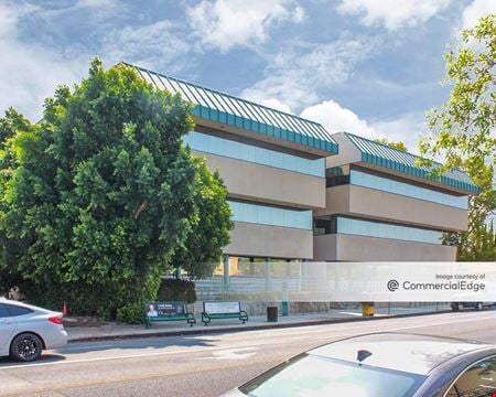 Preview of Office space for Rent at 4370 Tujunga Avenue