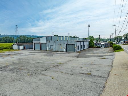 Preview of commercial space at 1910 North Old Trail