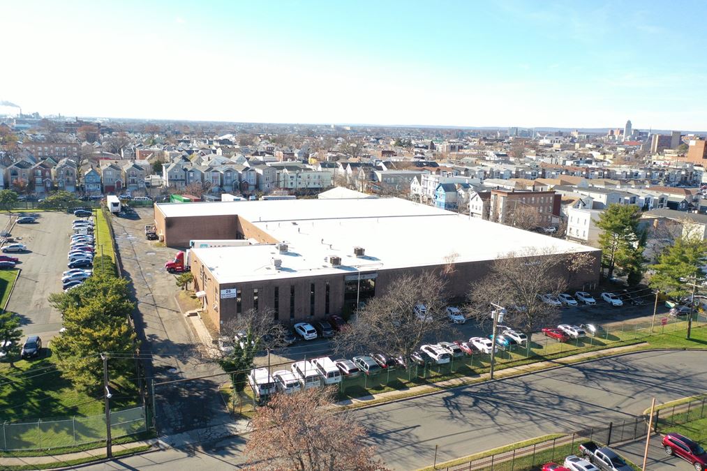 ±47,000 SF - 60,000 SF Warehouse / Office for Lease