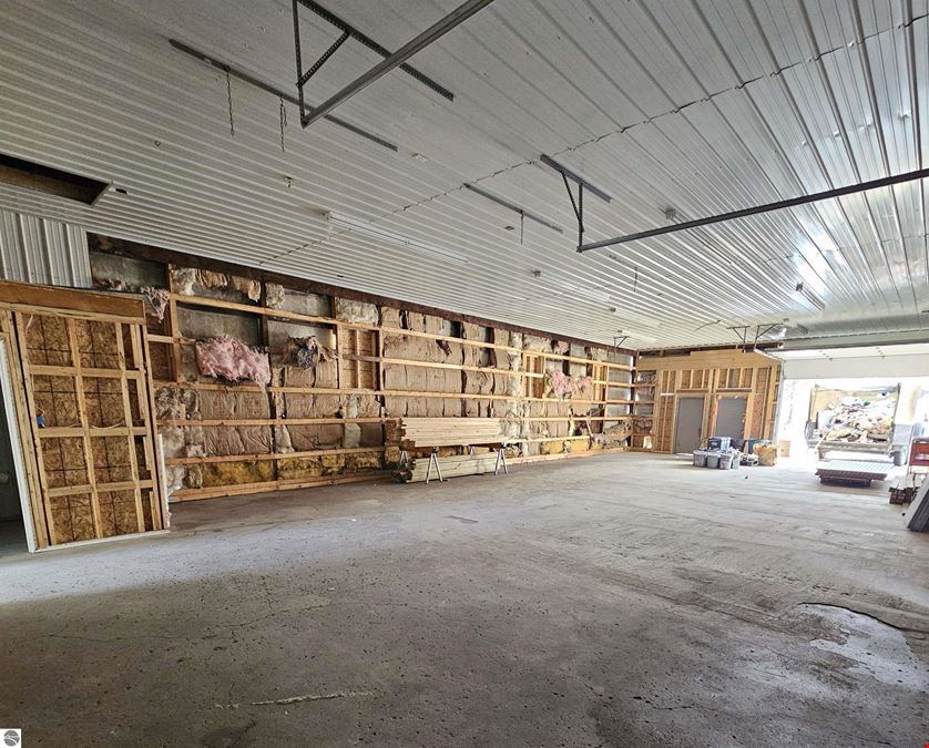 405 N Cedar St