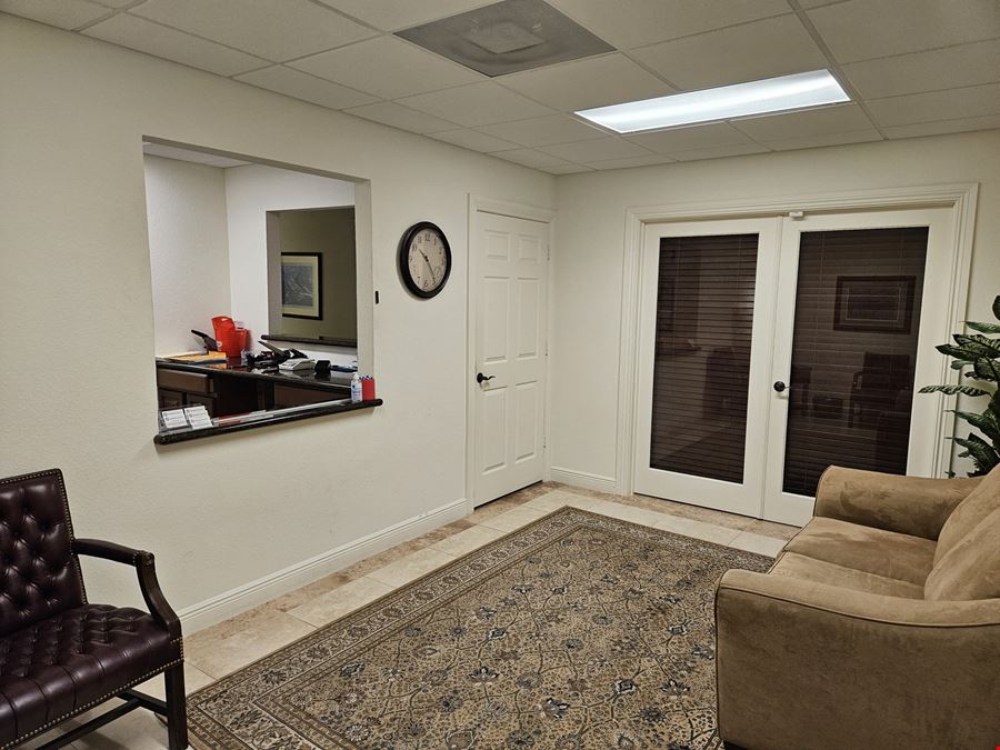 1400 East Oakland Park Boulevard, Ste. 100 & 102