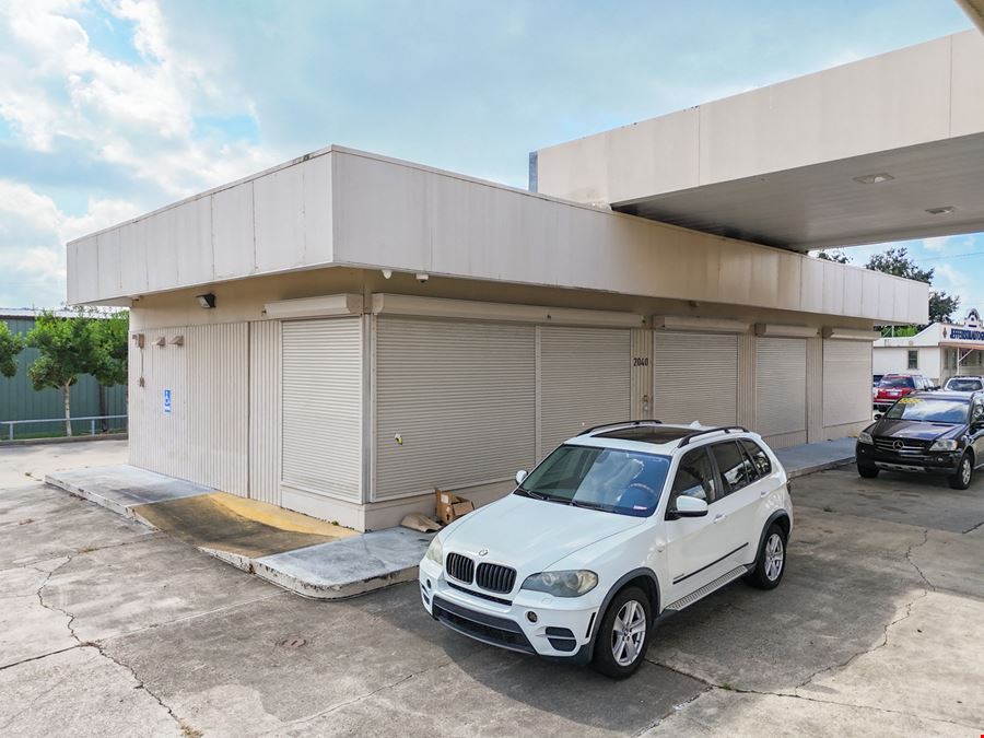 Redevelopment Opportunity with Dual Frontage at Signaled Intersection