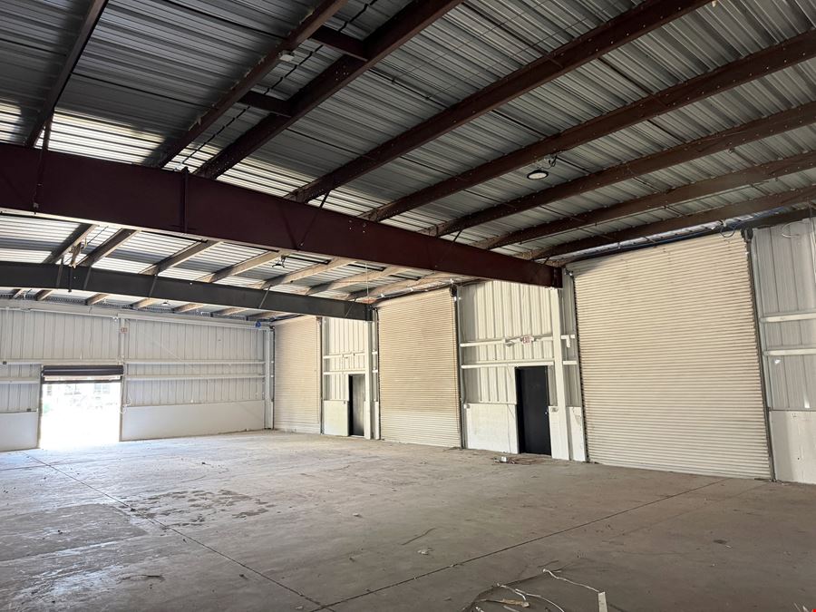 8,993 SF Warehouse on 1 AC