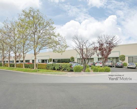 Preview of Industrial space for Rent at 41444 Christy Street