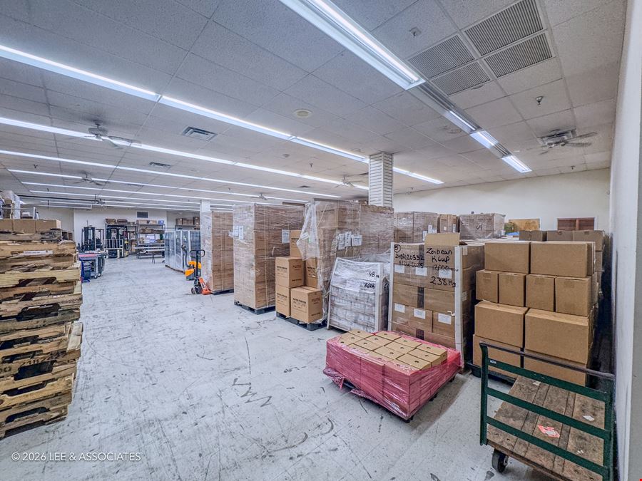 Flex Space with Conditioned Warehouse - 6915 NW 4th Blvd, Suite A