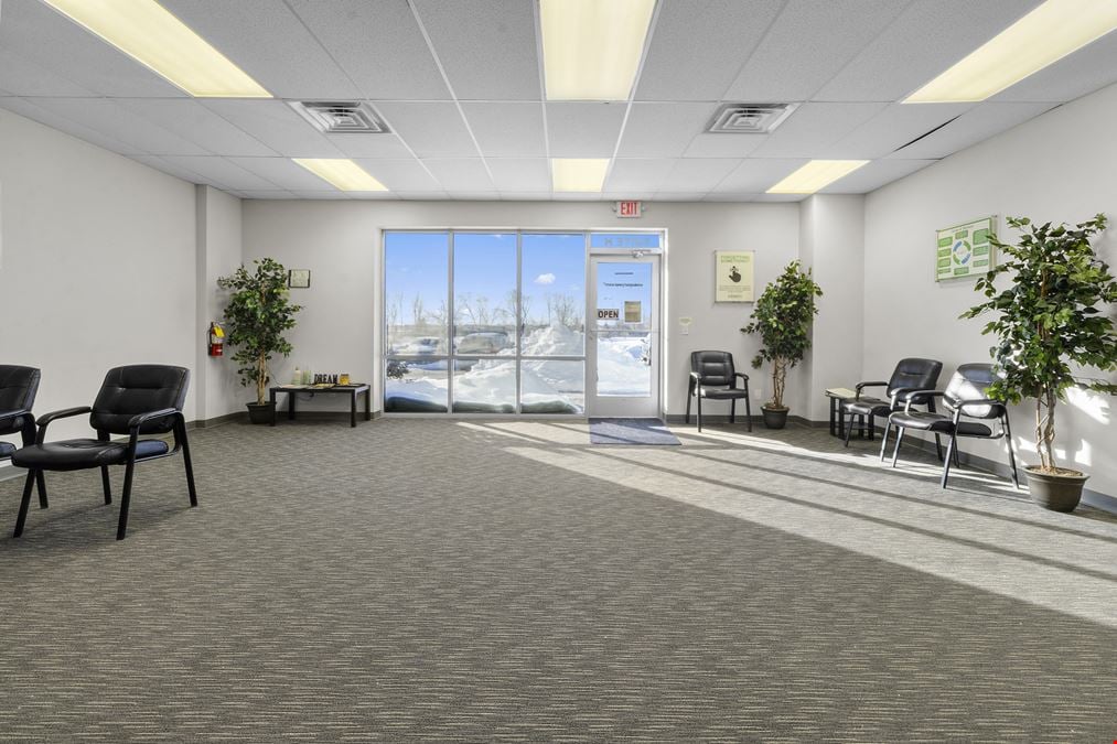 For Lease:  16462 Southpark Drive, Westfield, IN.  3239sf