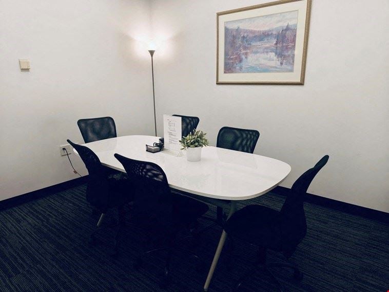 Avanti Workspace - Wells Fargo Center