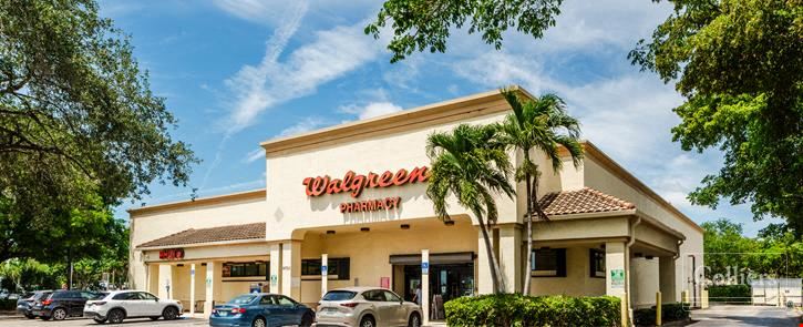 9701 Coral Way |  Signalized Corner Retail Opportunity on a 1.5 Acre Parcel