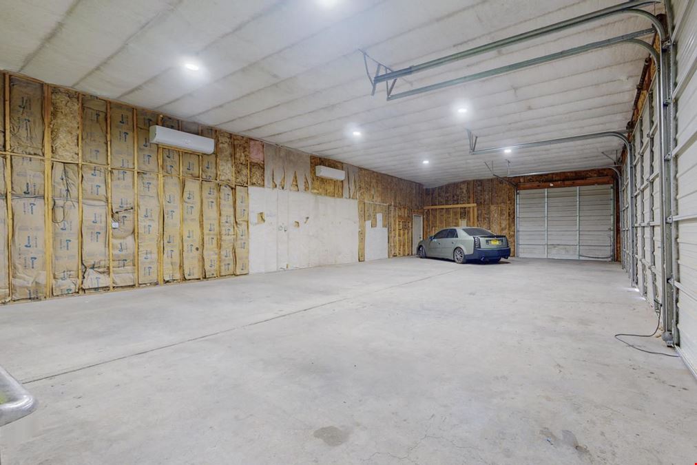 North Valley Contractors Yard with Warehouse