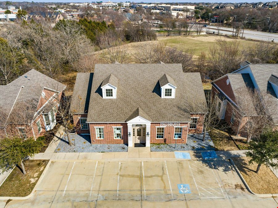 109 River Oaks 