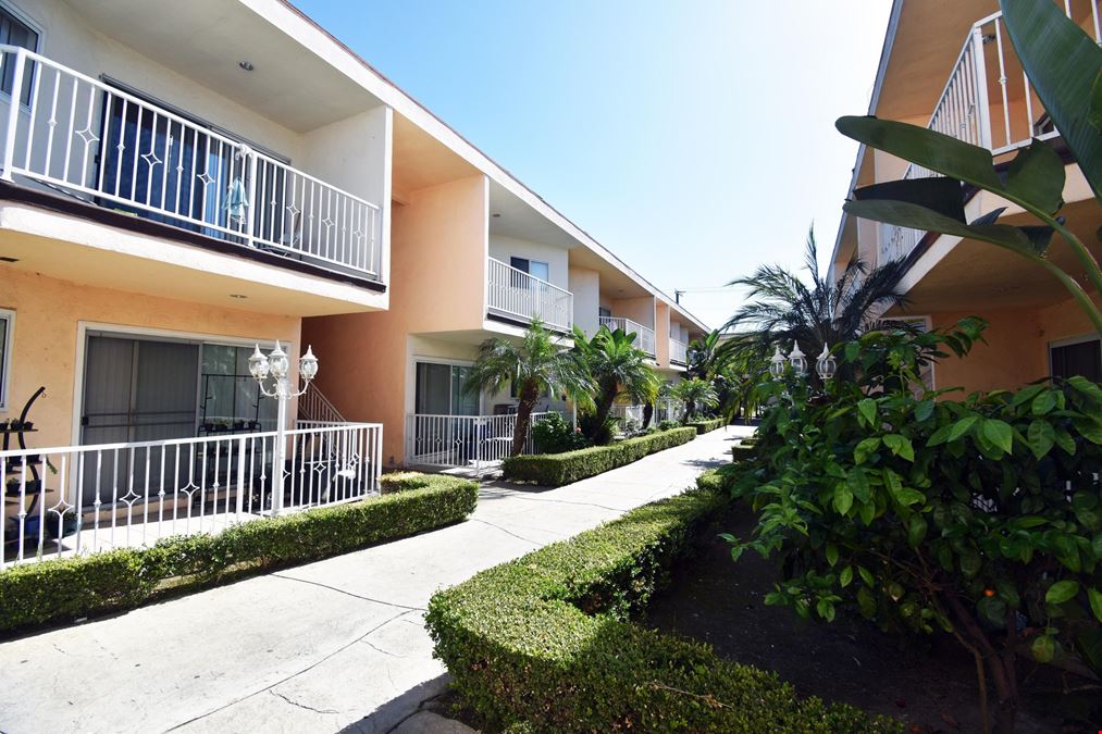 Inglewood Palms