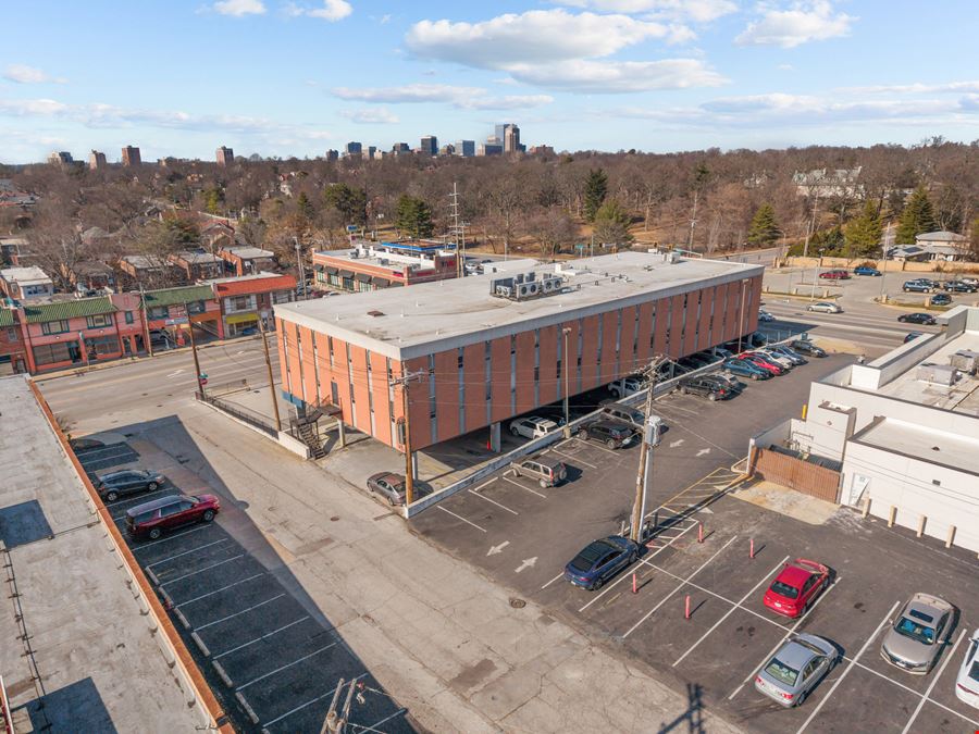 6744 Clayton Rd