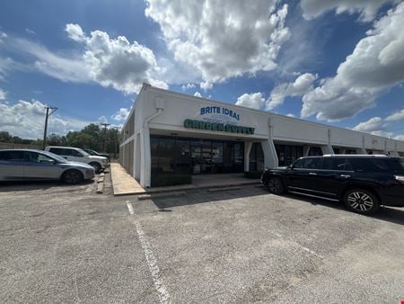 Preview of Retail space for Rent at 14611 Burnet Rd