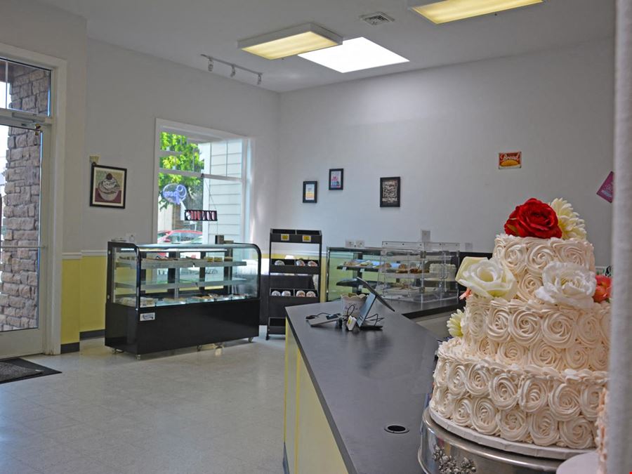 Pies, Cakes, & More Bakery
