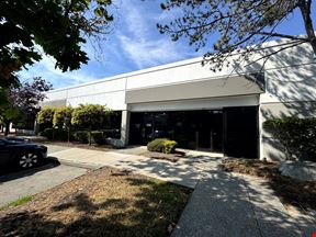 RH North Creek  Business Center
