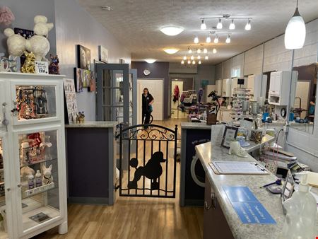 Preview of Retail space for Rent at 5403 western ave